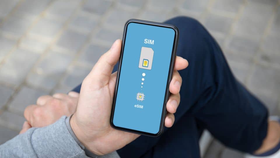 איך מפעילים esim?